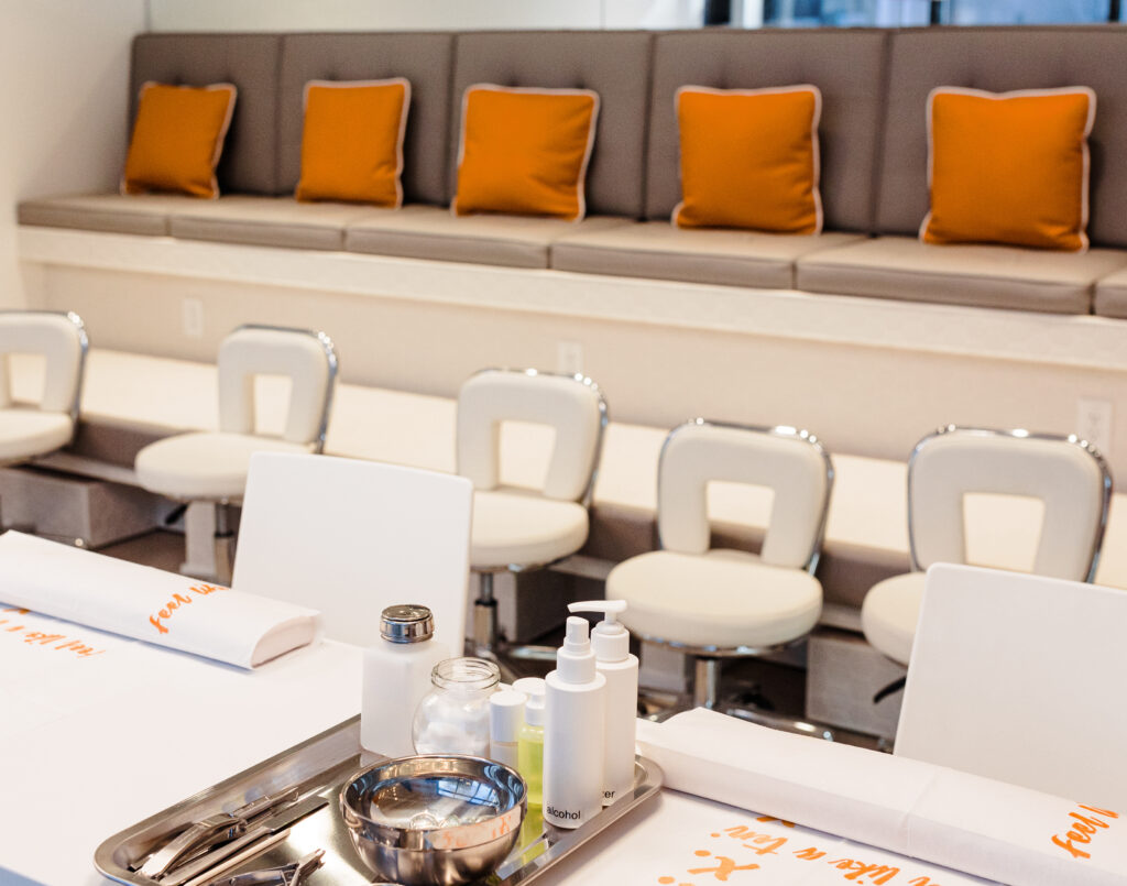 beauty bar manicure table with tools